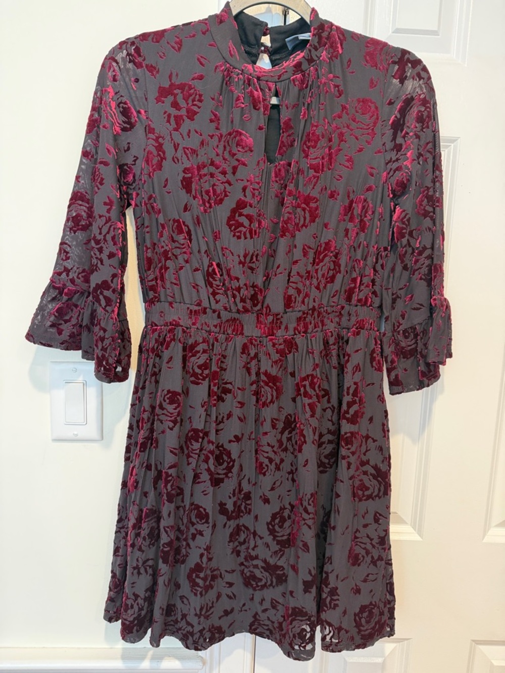 ModCloth Mock Neck Velvet Burnout Floral Rose  Whimssigoth dress M made in USA
